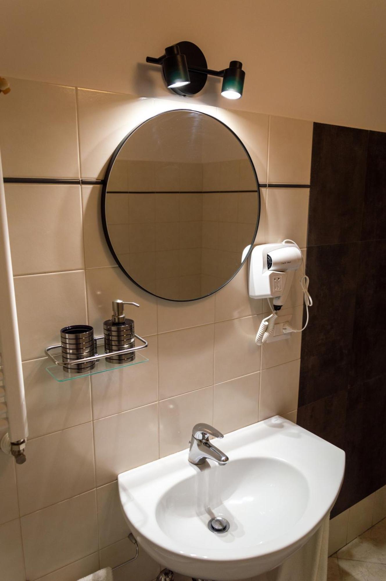 Testaccio Xix-Xxv Bed And Breakfast Rome Exterior photo