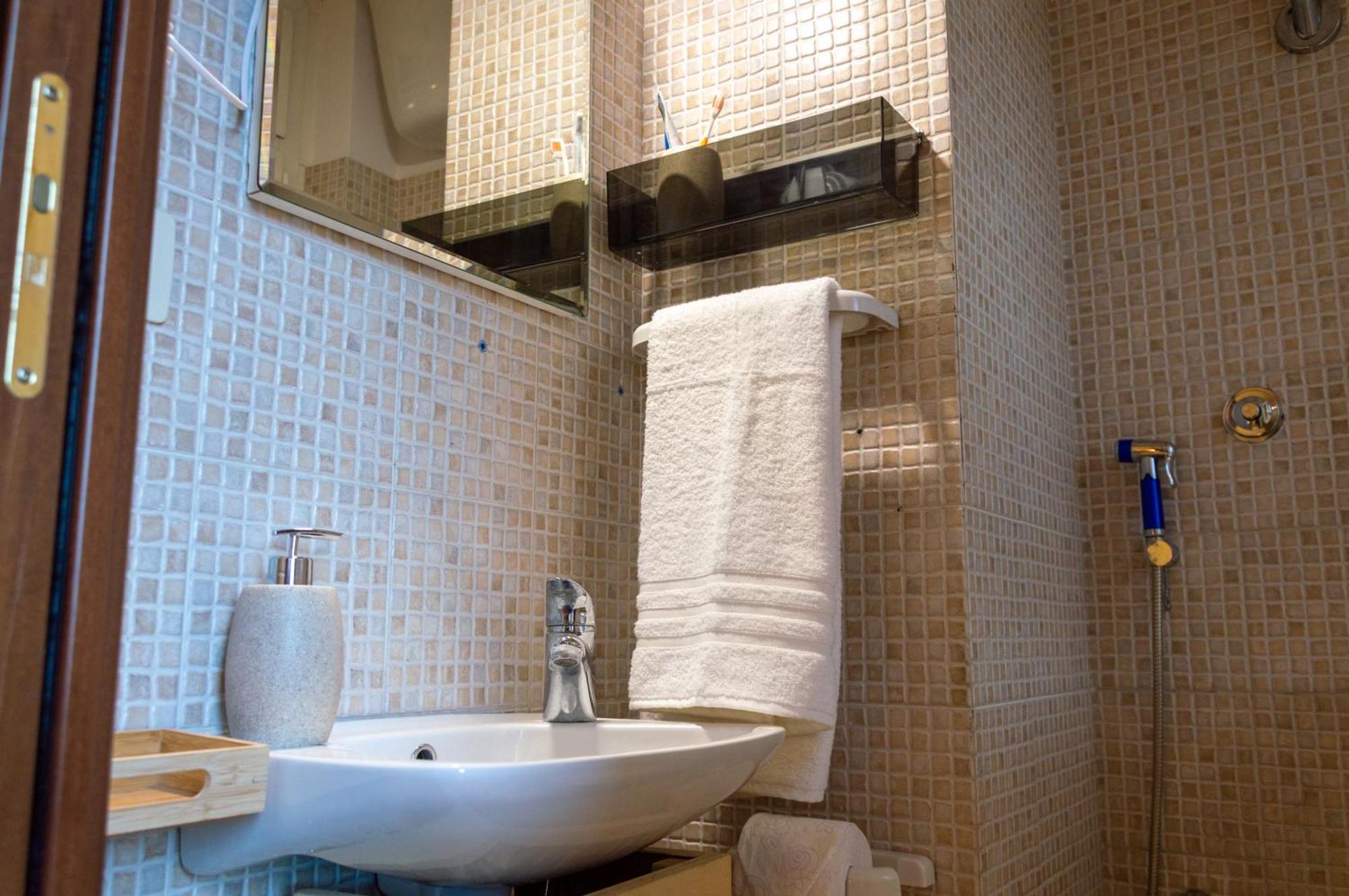 Testaccio Xix-Xxv Bed And Breakfast Rome Exterior photo
